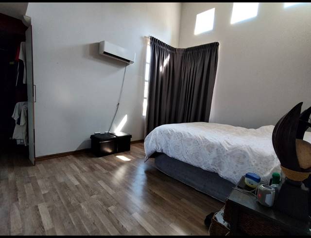 3 BEDROOM TOWNHOUSE FOR SALE IN CASHAN